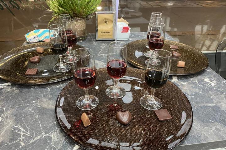 Aperitif in Turin. Food, cocktail ‘n more.